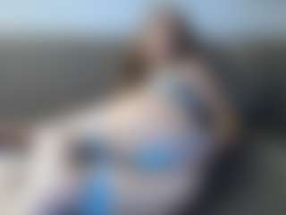 Live cam show with jenniferburil - Outside on Camsoda
