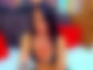 Live cam show with LauraSin - Outside on Camsoda