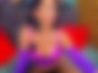 Live cam show with LauraSin - Athletic on AdultVida.com