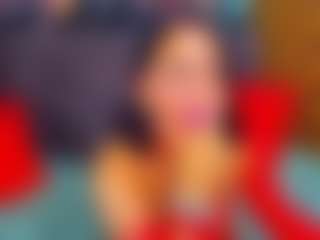 Live cam show with LauraSin - Outside on Mixed Magazine Live
