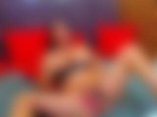 Live cam show with LauraSin - Outside on CamSodaAdn