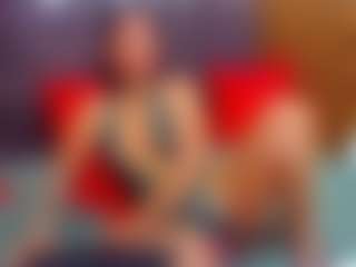 Live cam show with LauraSin - Bikini on Camsoda