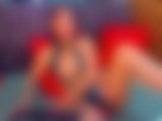 Live cam show with LauraSin - Bikini on Camsoda