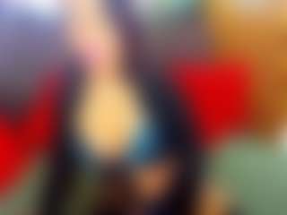 Live cam show with LauraSin - Costume on xxxlivecams.org