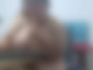 Live cam show with Allyyson-sweet - Blonde Hair on sexylivex.com