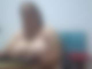 Live cam show with Allyyson-sweet - Blonde Hair on Camversity