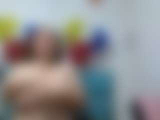 Live cam show with Allyyson-sweet - Tittyfuck on Camsoda