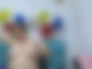 Live cam show with Allyyson-sweet - Thong on Camsoda