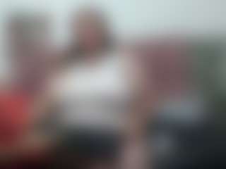 Live cam show with Allyyson-sweet - Facial Piercings on CamSodaAdn