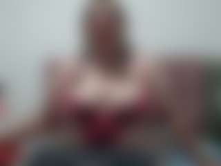 Live cam show with Allyyson-sweet - Bedroom Blonde Hair on liverealitysex.com