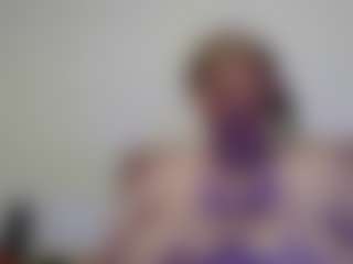 Live cam show with Allyyson-sweet - BBW on Camsoda