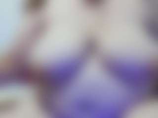 Live cam show with Allyyson-sweet - Fetish on StripNow