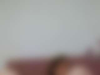 Live cam show with Allyyson-sweet - Blonde Hair Curvy on CSO-WL