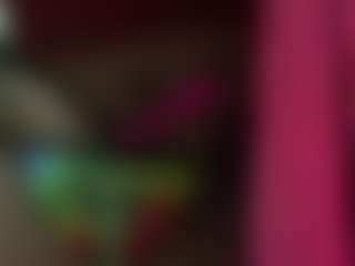Live cam show with Exotica - Brown Hair on CamwithHer