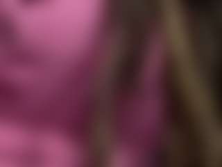 Live cam show with Exotica - Latina MILF on testsause.com