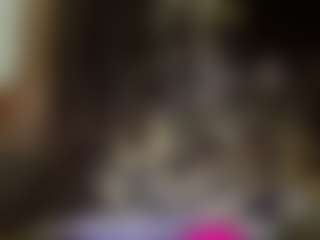 Exotica MILF webcam performer live streaming