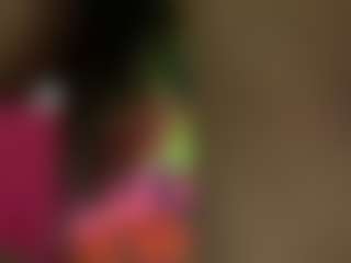 Live cam show with Exotica - Public on slutload