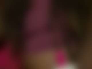 Exotica MILF webcam performer live streaming