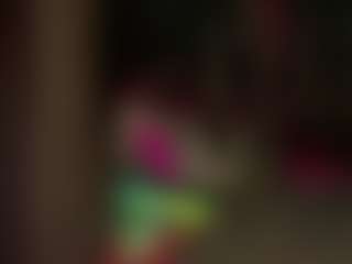 Live cam show with Exotica - Petite on Camsoda