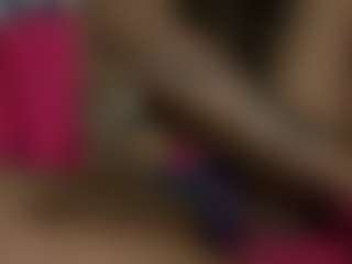 Live cam show with Exotica - Ebony Petite on fuklive.com