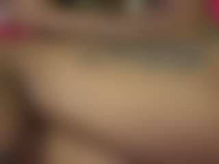 Live cam show with Exotica - Petite on Instabang