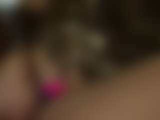 Live cam show with Exotica - Black Cum on googirlz