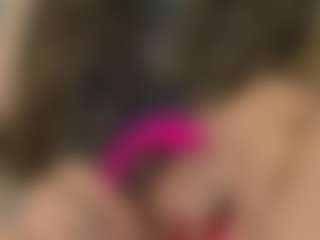 Live cam show with Exotica - Fingering MILF on boobsie.com
