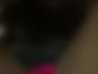 Live cam show with Exotica - Mobile on makecum.org