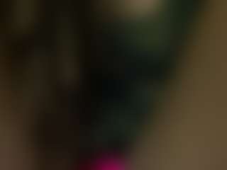 Live cam show with Exotica - Public Ebony on SpunkLive