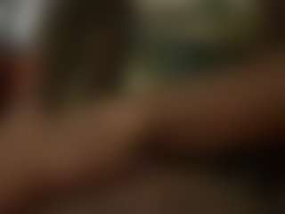 Live cam show with Exotica - Skinny MILF on Camsoda