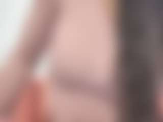 Live cam show with Divine - Nipple Piercings on Streamer API