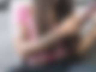 Live cam show with Divine - Brown Eyes Brown Hair on Mixed Magazine Live