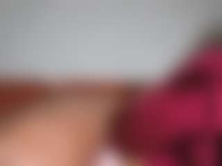 Divine's Live Sex Cam Show