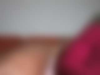 Divine's Live Sex Cam Show