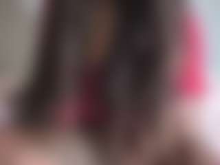 Live cam show with Divine - Petite Toys on thefappeningchat.com