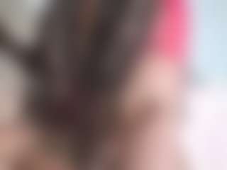 Live cam show with Divine - Brown Hair Petite on thefappeningchat.com