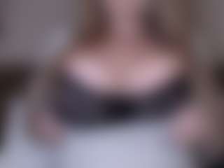 Faith Black's Live Sex Cam Show