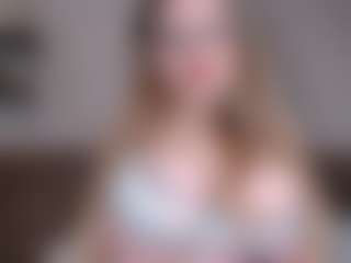 Faith Black's Live Sex Cam Show