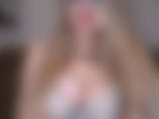 Faith Black's Live Sex Cam Show