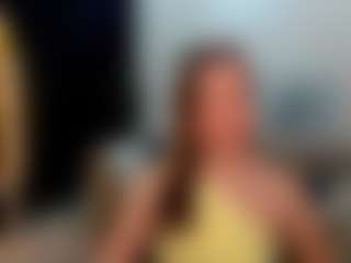 Live cam show with HappySmileee - Petite on Chatstar
