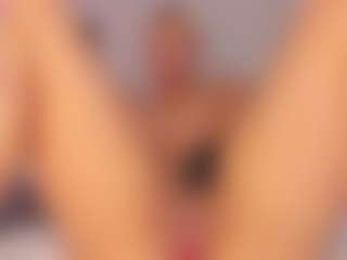 Shelynna's Live Sex Cam Show