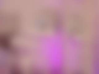 Live cam show with Shelynna - Handjob on Cam Slut