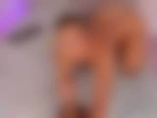 Live cam show with Shelynna - Petite Young Adult on sexylivex.com