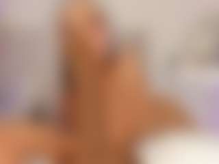 Live cam show with Shelynna - Latina Petite on Camsoda | colombia