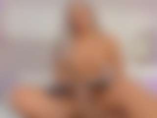 Shelynna's Live Sex Cam Show