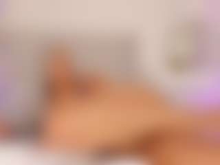 Live cam show with Shelynna - Creampie on camtv