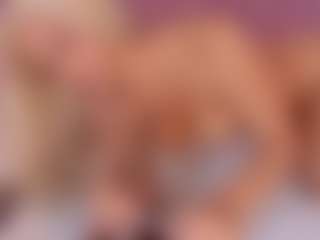 Live cam show with Shelynna - Deepthroat on Camsoda