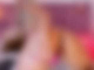 Live cam show with Shelynna - Flashing on Camsoda