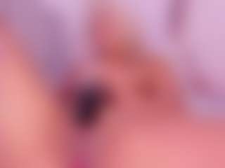 Shelynna's Live Sex Cam Show