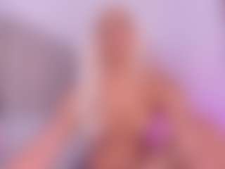 Shelynna's Live Sex Cam Show